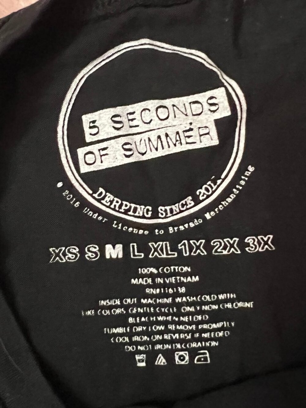 5 Seconds of Summer Logo Muscle Tee - Picture 3 of 3